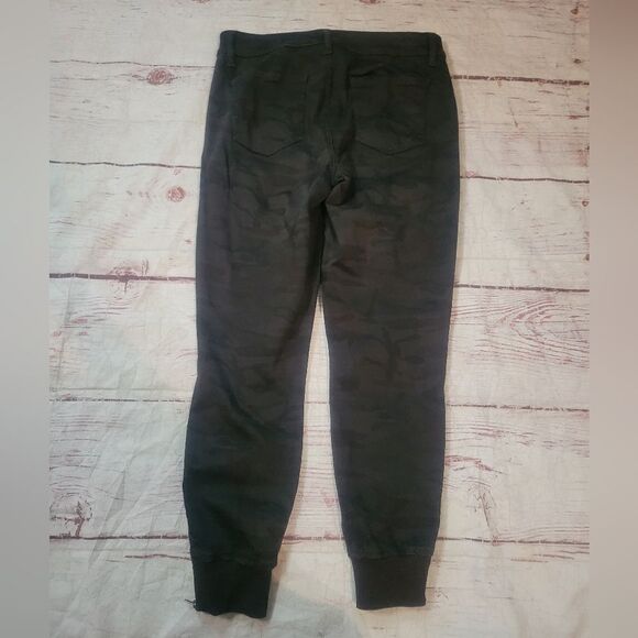 Level 99 Lara Utility Pant in Midnight Camo Size 28 - Picture 4 of 7